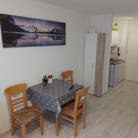 Apartment Homburg Uni-Naehe Kültér fotó